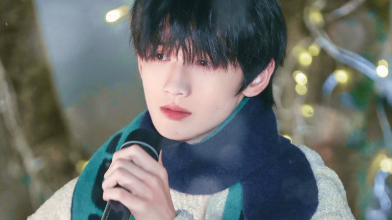 T.O.P登陆少年余宇涵承压退团少年偶像心理健康引热议